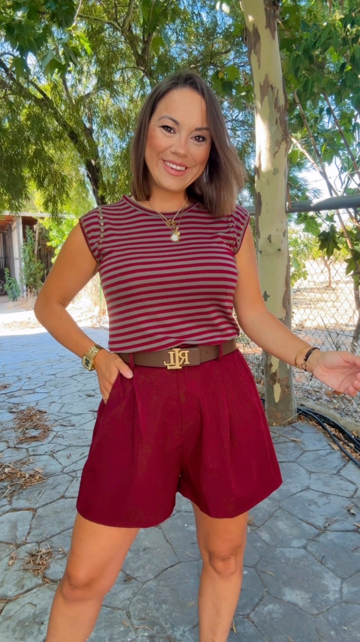 Short Burdeos