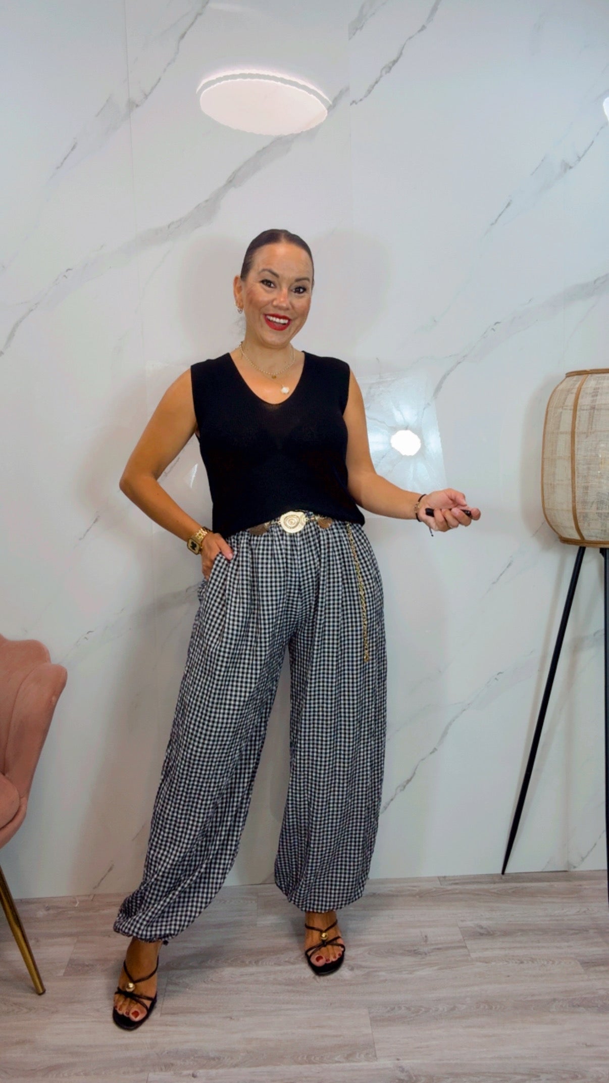 Pantalón bombacho Vichy negro