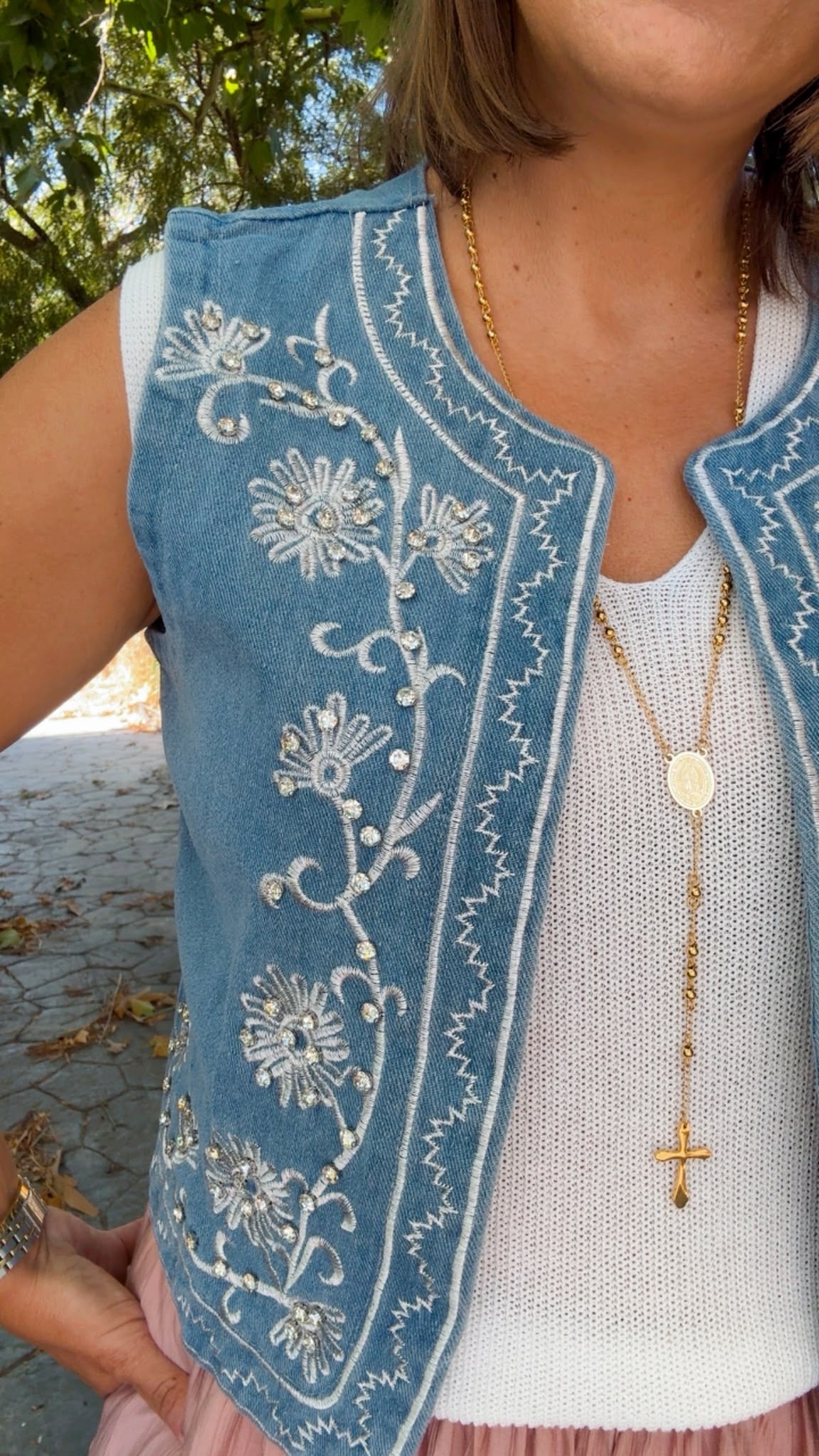 Chaleco Denim Bordado