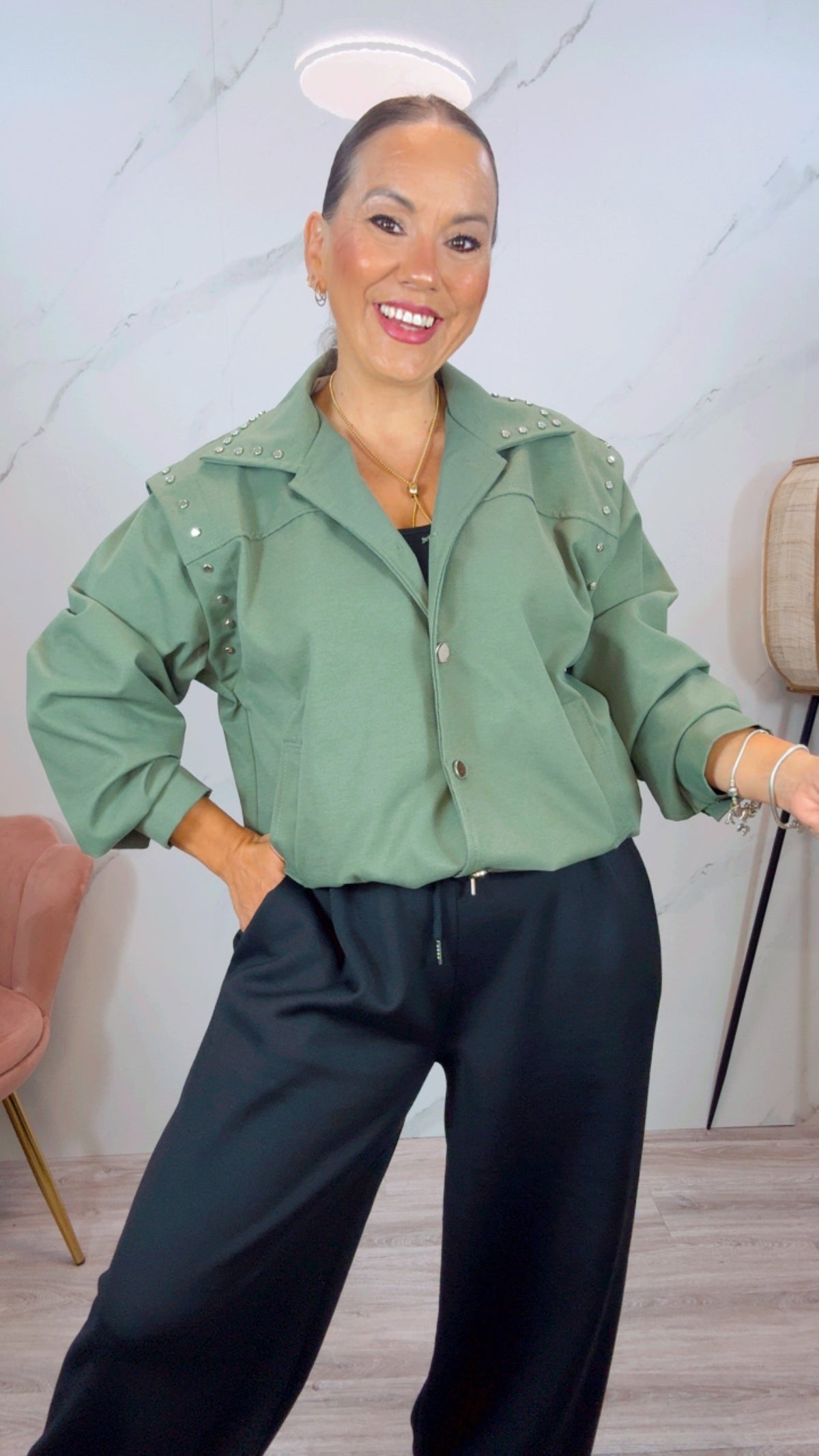 Bomber Tachuelas Verde Caza