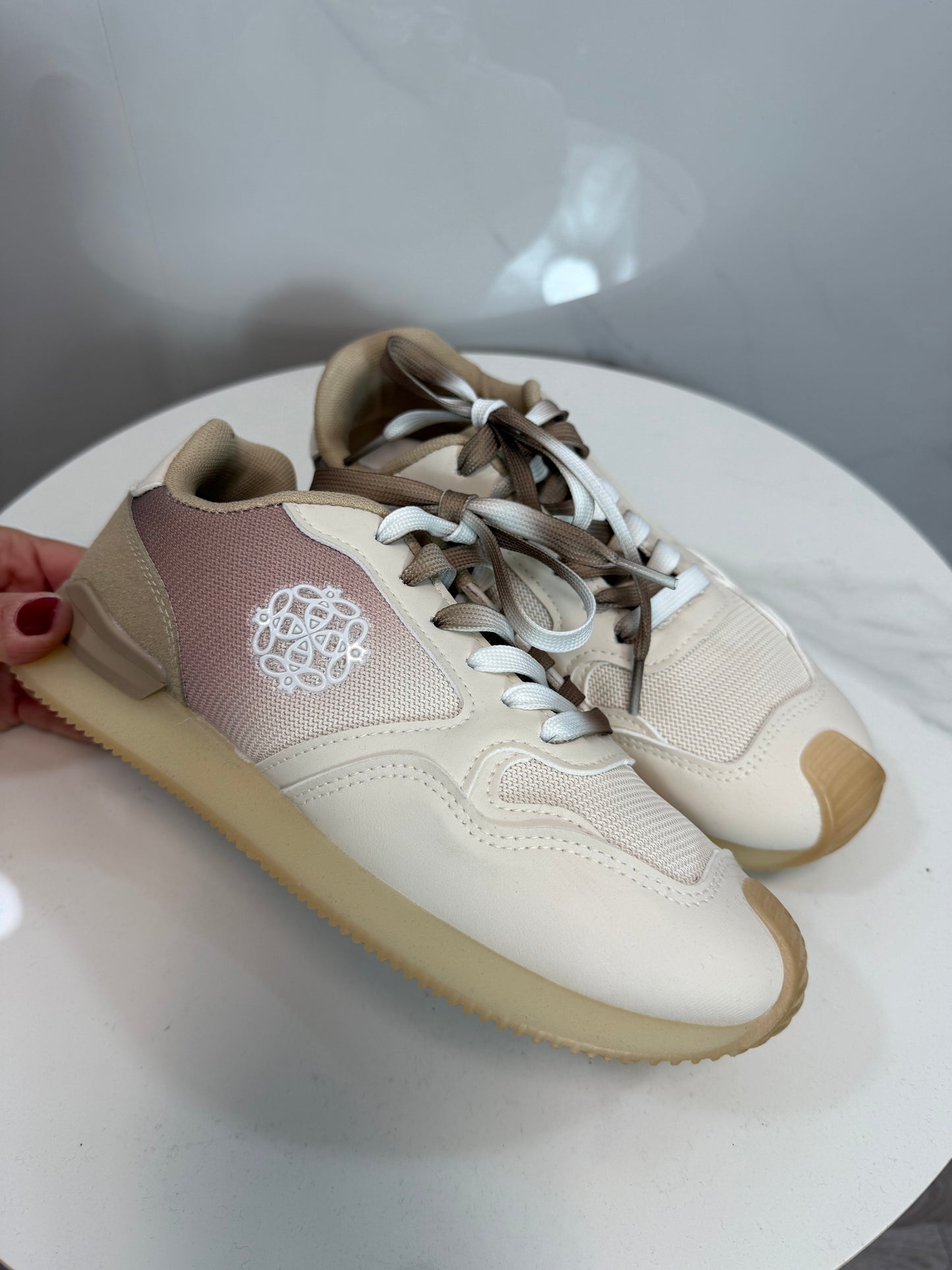Zapatilla Hispana Beige