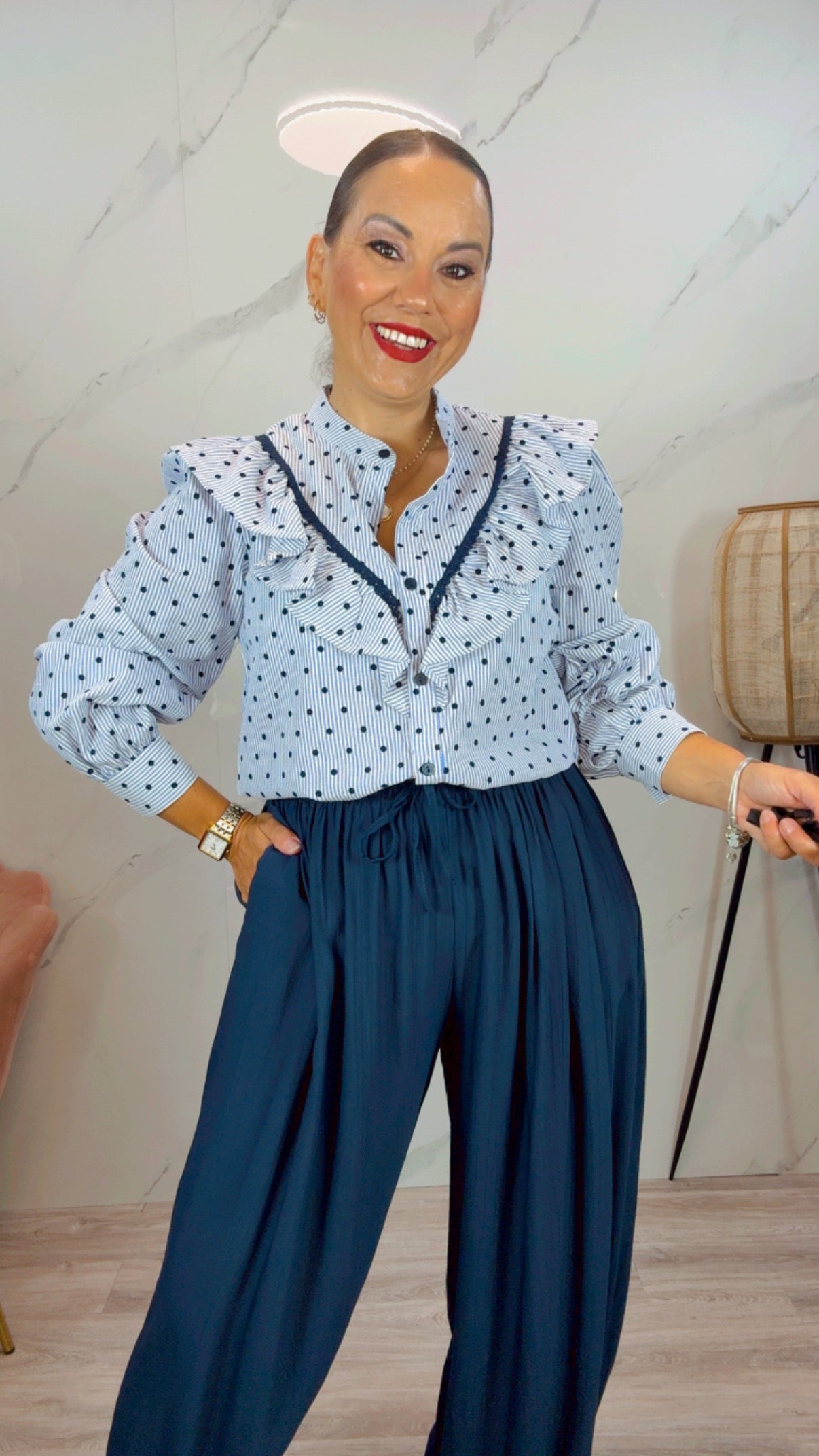 Camisa Topos Azul Marina