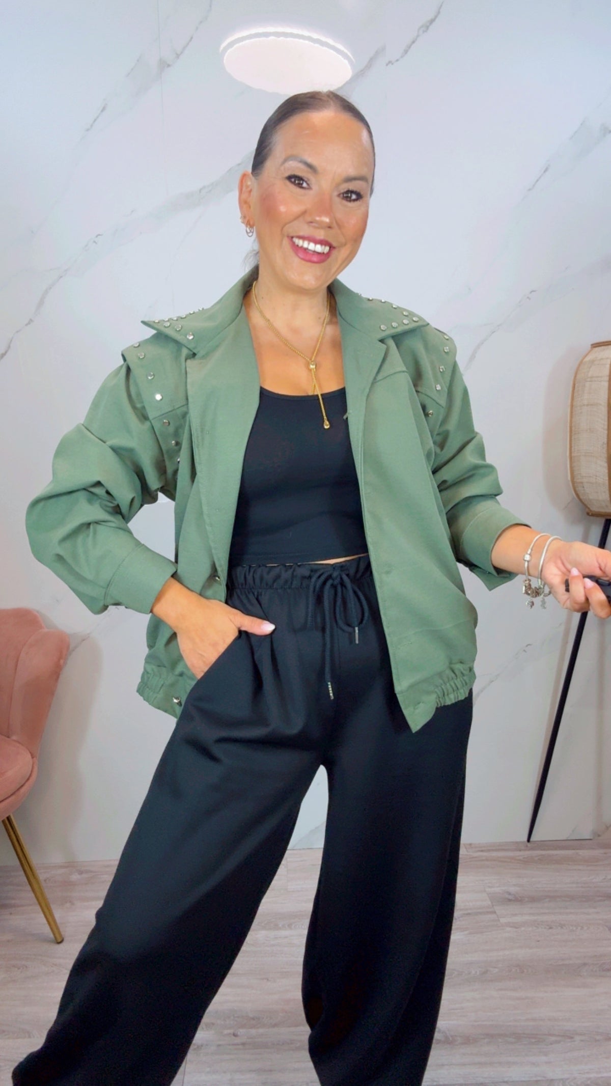 Bomber Tachuelas Verde Caza