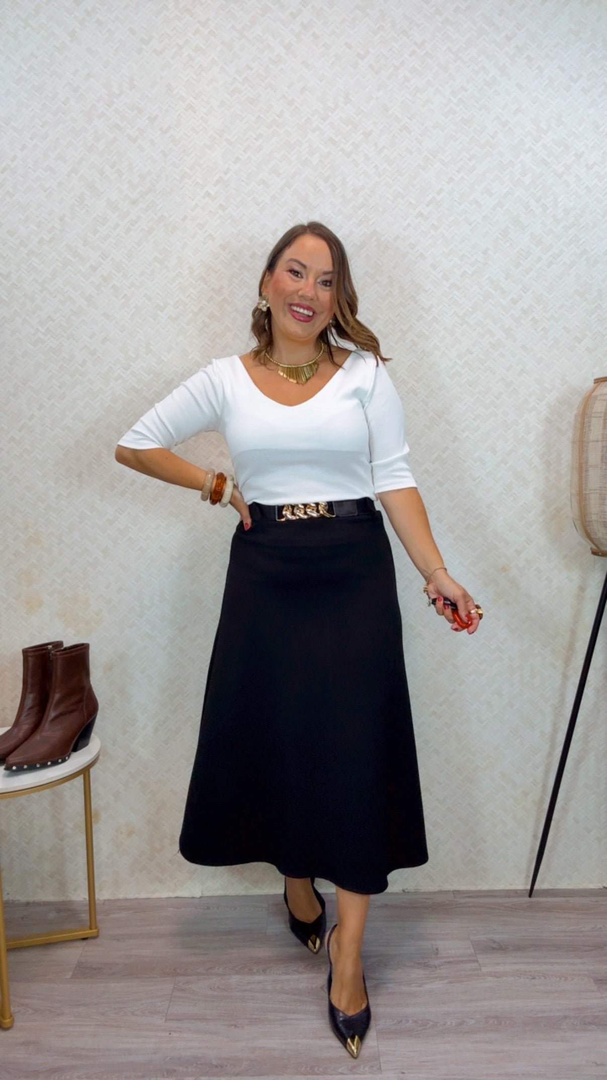 Falda Negra Midi