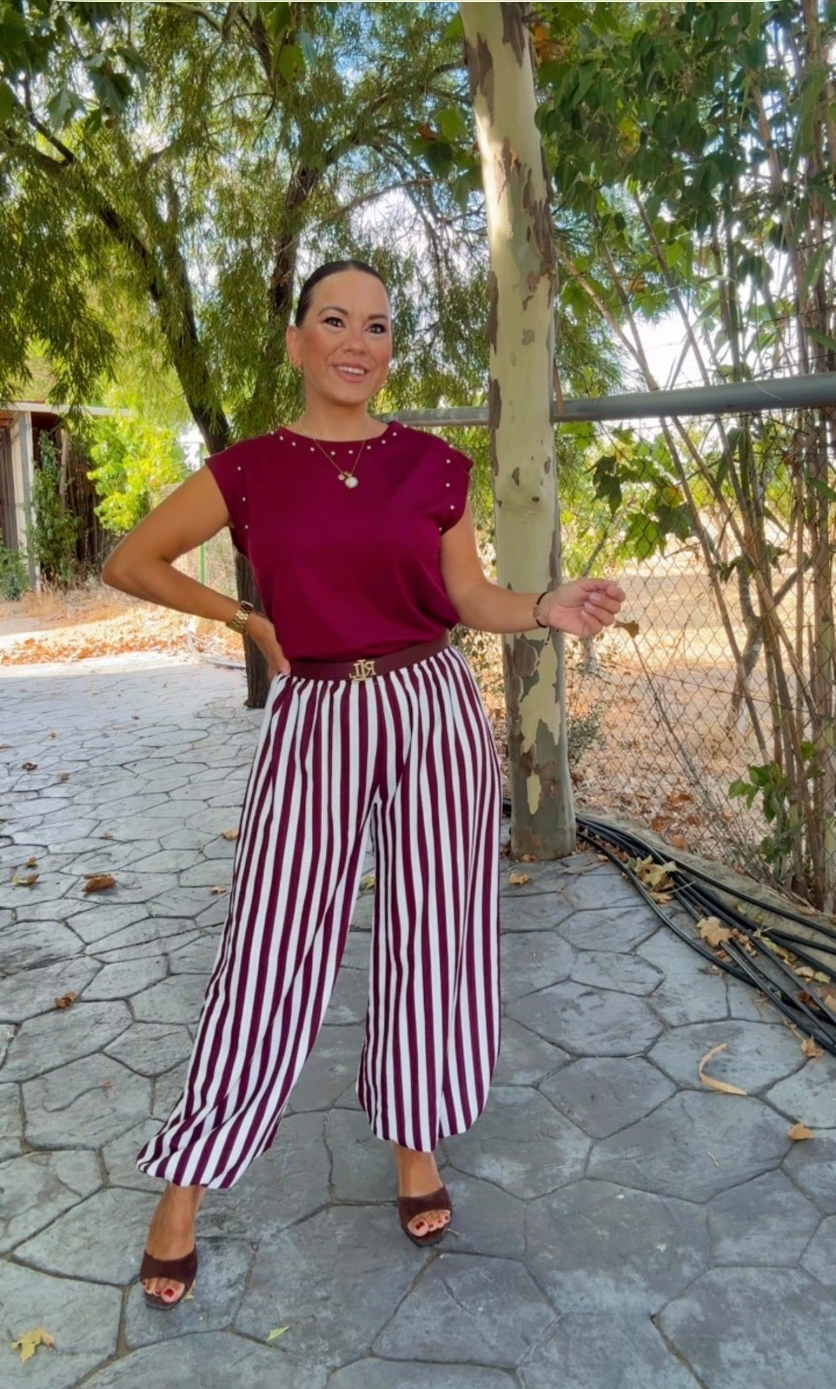 Pantalón Bombacho Rayas Burdeos