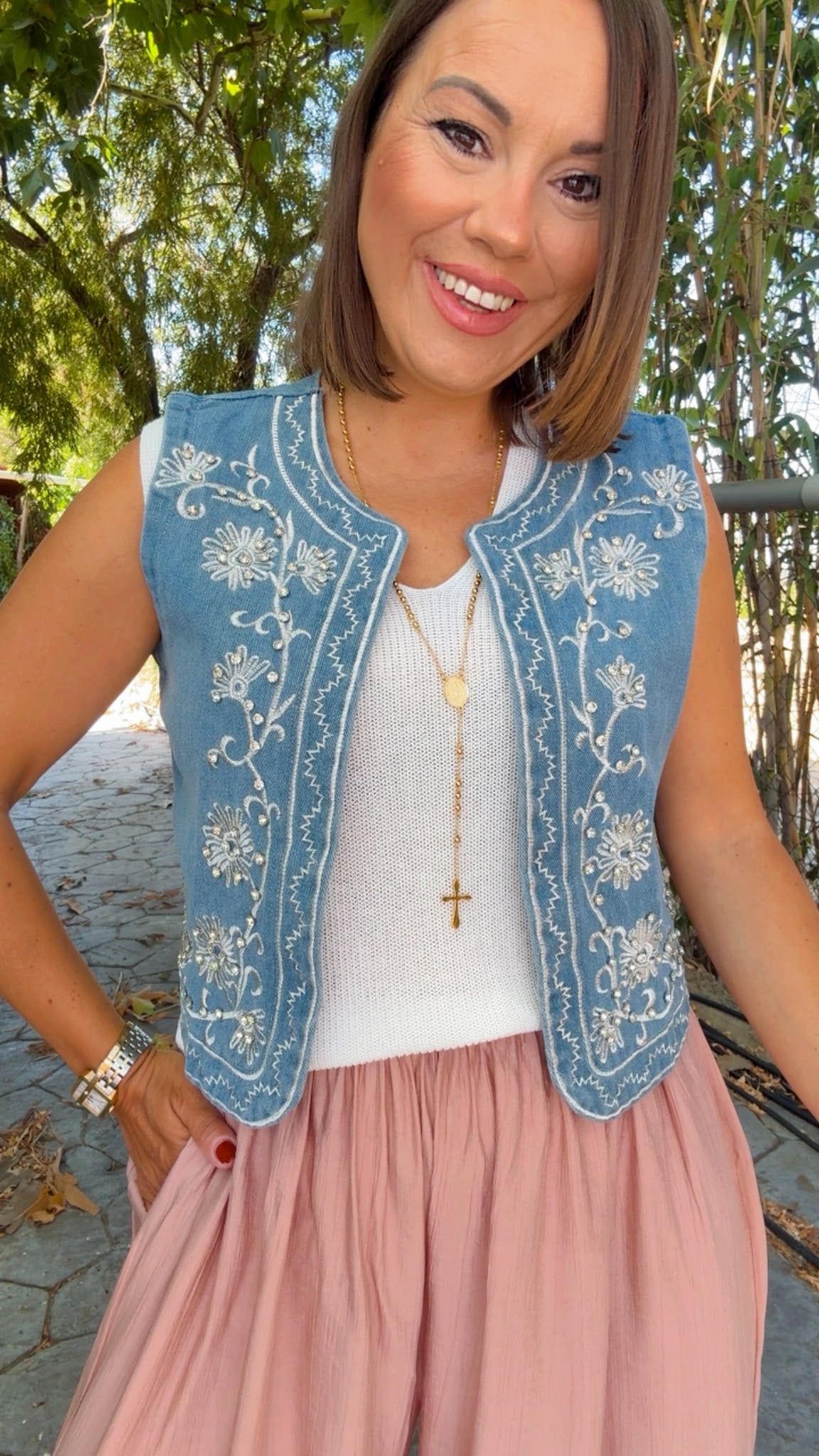 Chaleco Denim Bordado