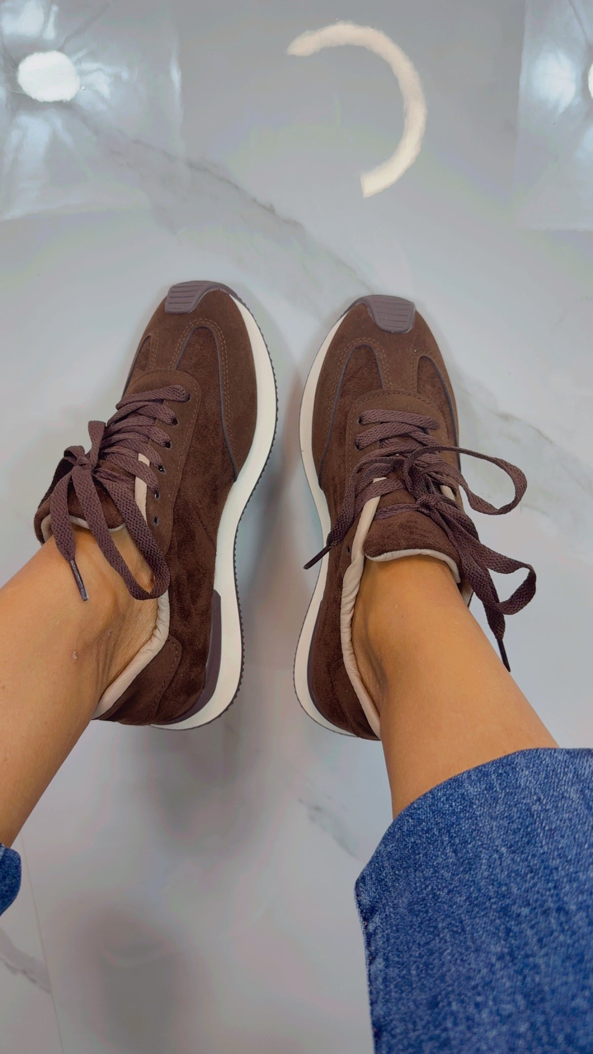 Zapatilla Deporte Marrón Chocolate
