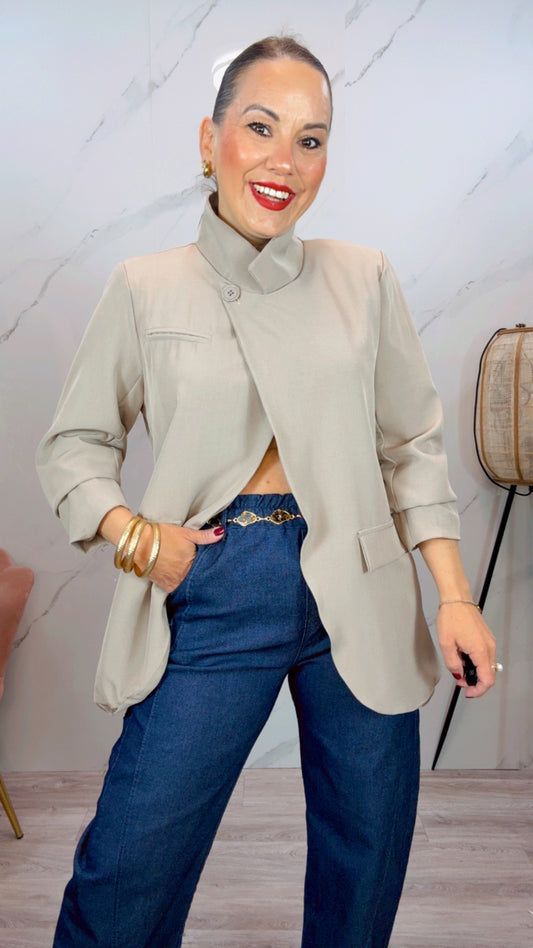 Chaqueta Cruzada Taupe