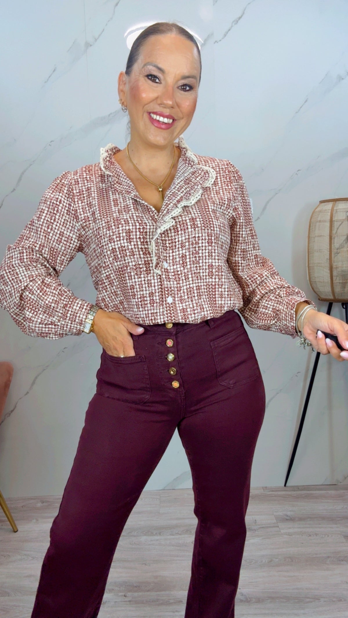 Pantalón recto Berenjena