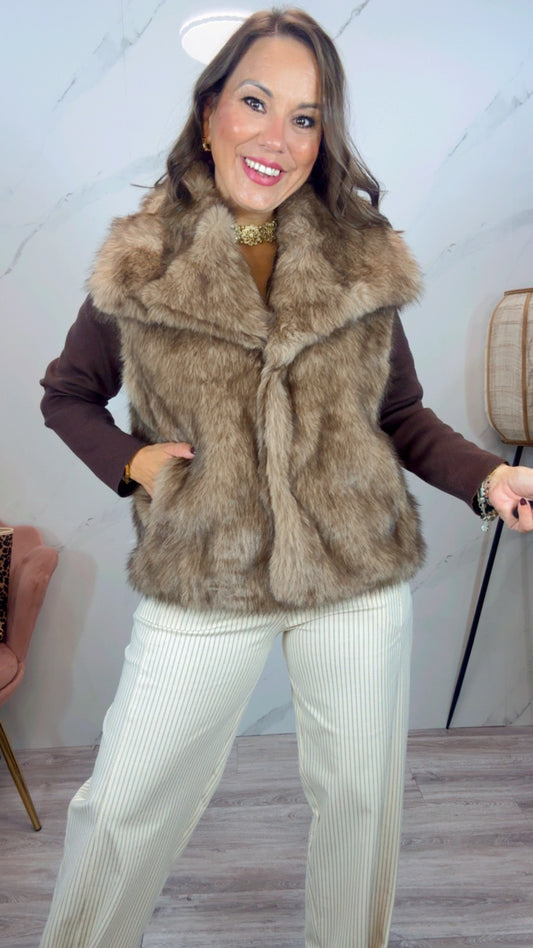 Chaleco de Pelo Camel