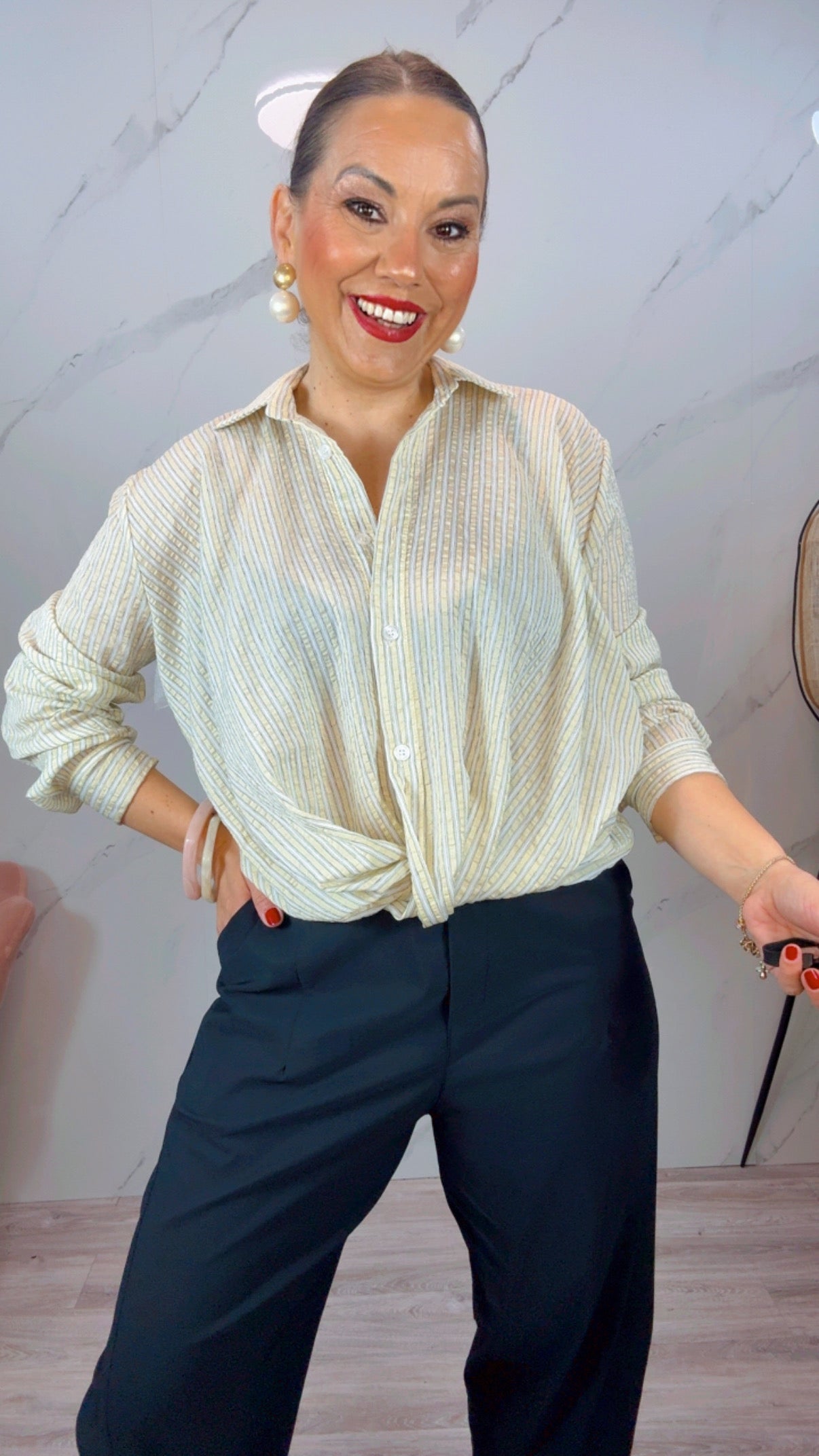 Camisa Croppe Amarilla