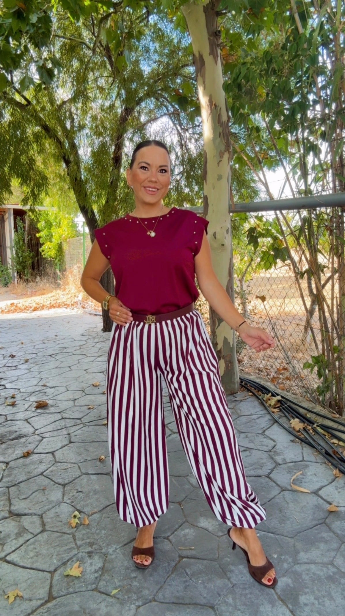 Pantalón Bombacho Rayas Burdeos