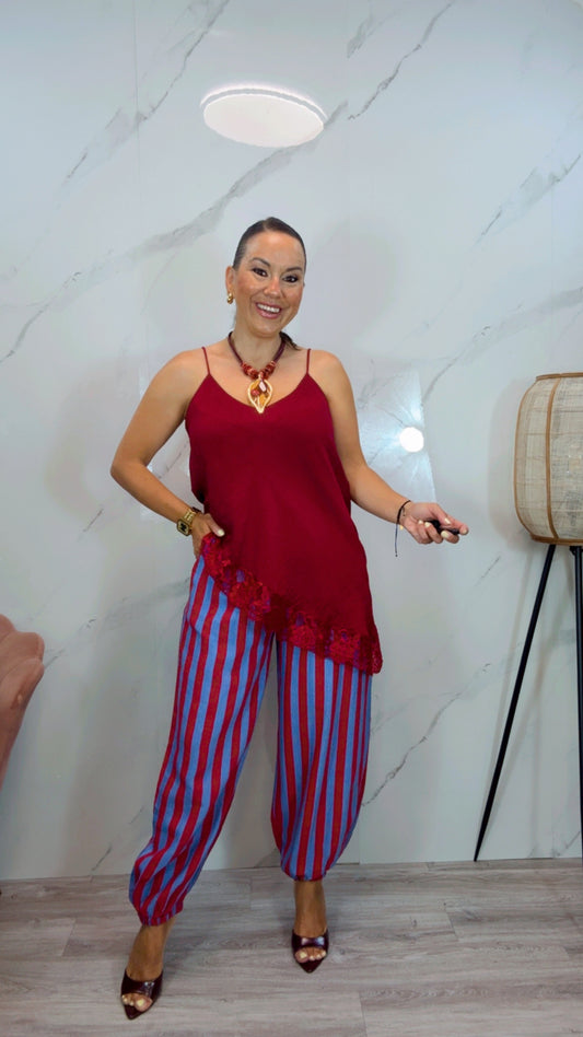 Pantalón Bombacho Rayas Burdeos