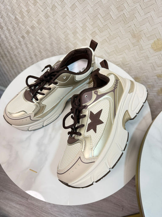 Zapatillas Golden Marrones