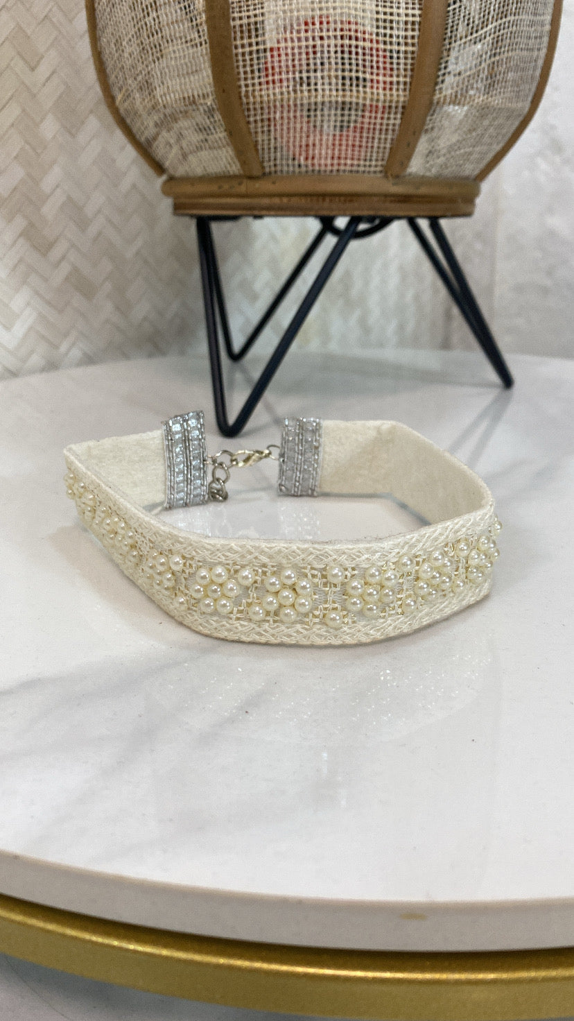 Choker Perlas